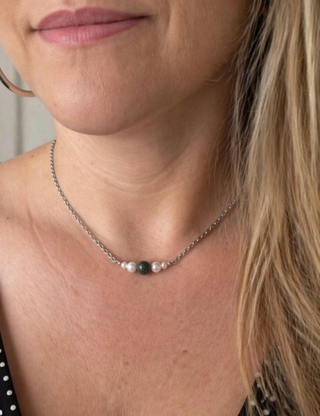Collier Turquoise Africaine & Perles Nacrées – Chaîne en Acier Inoxydable